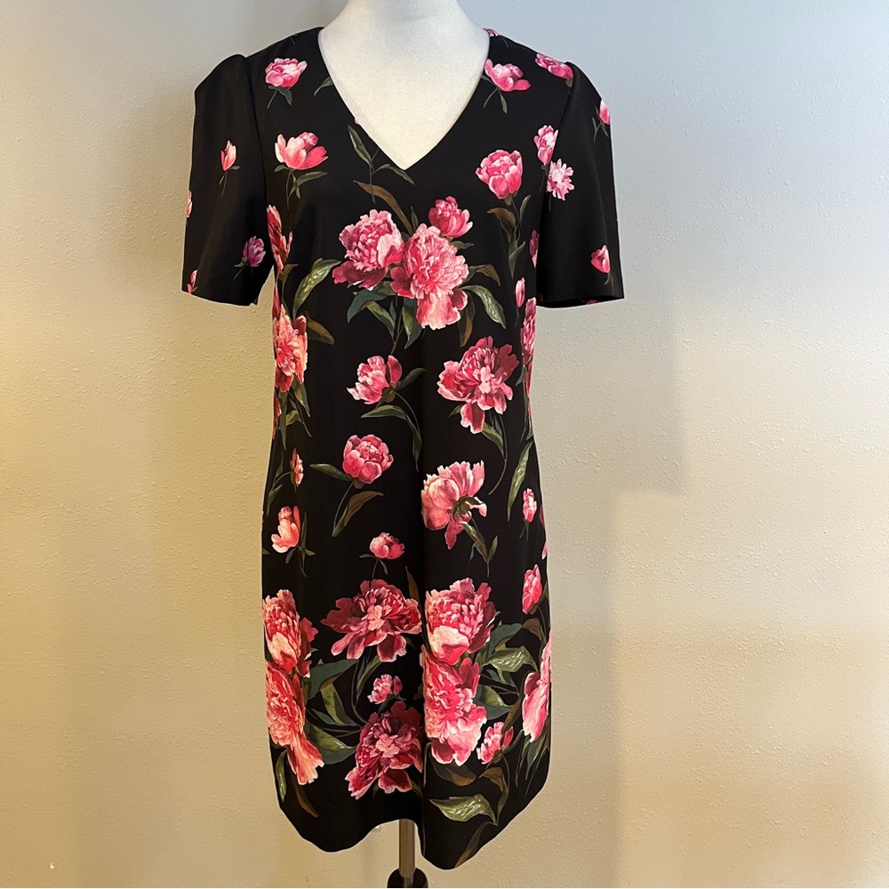 Black Floral V-Neck Shift Dress with Pink Peony Print size 8